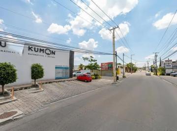 1 · Dos Locales en Uvm Queretaro