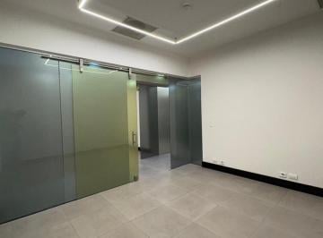 Oficina · 188m² · 7 Estacionamientos · Oficina en Valle Oriente