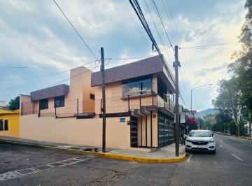 Casa de 3 habitaciones, Atizapán de Zaragoza · Casa en Venta en Av Ruiz Cortines, Lomas de Atizapán
