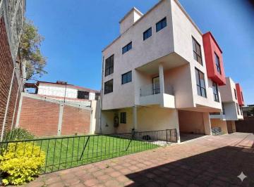 Casa en condominio 210m² Renta Ejidos de San Pedro Mártir · Amplia E Iluminada Casa con Jardín en Tlalpan Cerca de Zona de Hospitales