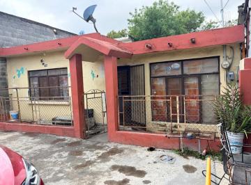Casa · 90m² · 2 Recámaras · Casa en Venta Colonia Moderna en Monterrey N. L.