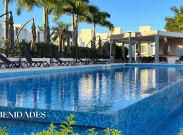 Casa · 3 Recámaras · 2 Estacionamientos · Casa en Renta en Long Island, Cancún | Residencial con Amenidades y Excelente Ubicacióncasa
