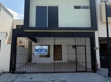 Casa · 3 Recámaras · 2 Estacionamientos · Casa - Privada Cumbres Diamante