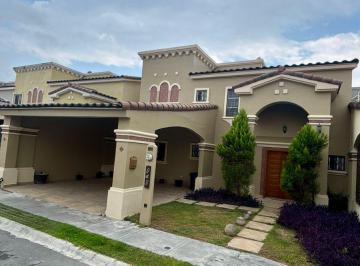 Casa de 3 habitaciones, San Nicolás de los Garza · Casa en Venta – Quinta Montecarlo, San Nicolás de Los Garza