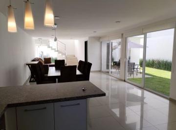 Casa de 4 habitaciones, San Andrés Cholula · Residencia en Venta en Parque Puebla Blanca en Lomas de Angelópolis La Zona Más Exclusiva en La Cd.