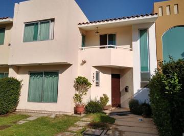 Casa de 3 habitaciones, León · Casa en Renta en Pedregal del Gigante Fracc con Muchas Areas Verdes