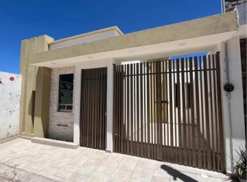 Casa · 73m² · 2 Recámaras · 1 Estacionamiento · Casa en Venta de Lujo en Tulancingo