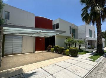 Casa · 264m² · 3 Recámaras · 2 Estacionamientos · Casa en Venta en Residencial San Ángel, Puebla, Puebla