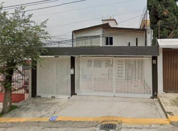 Casa de 4 habitaciones, Tlalnepantla de Baz · Casa en Venta en Calle Cerro de La Malinche #121