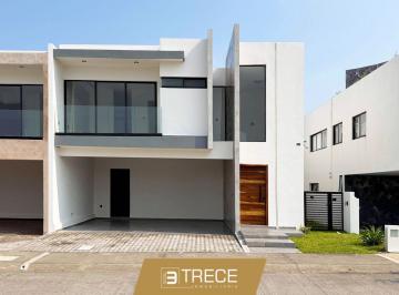 Casa · 192m² · 3 Recámaras · 2 Estacionamientos · Casa Punta Tiburón