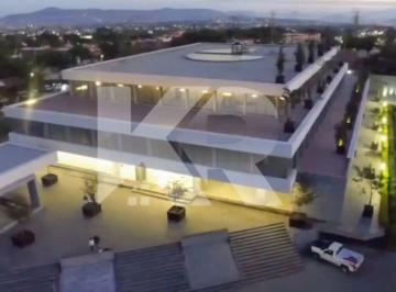 Local comercial , Cuernavaca · Espacio Premium con 166.67 m² en El Exclusivo "Corporativo Pirámide" Renta de $58,334.50 Mxn