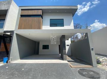 Casa · 257m² · 3 Recámaras · 1 Estacionamiento · 0750 - Casa en Venta en Brisas del Vergel, Monterrey Nl
