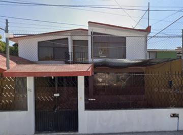 Casa de 4 habitaciones, Querétaro · Venta de Casa en Queretaro Santiago Plaza San Roque Las Plazas