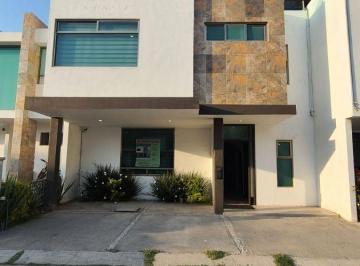 Casa de 3 habitaciones, Pachuca · Casa en Venta 3 Dorm. con Baño en Cada Una, 120 m² Superficie de Terreno en Pachuca 3,17 Mdp