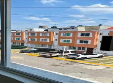 Casa de 3 habitaciones, Cuautitlán Izcalli · Casa en Venta en Santiago Tepalcapa, Cuautitlan Izcalli, Cerca de Circuito Exterior "La Pera"