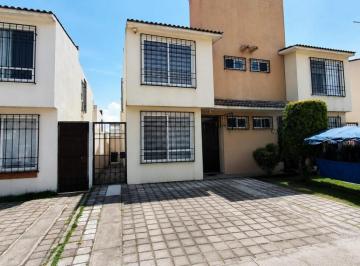 Casa · 88m² · 3 Recámaras · 2 Estacionamientos · Casa en Venta Las Misiones, 3 Recamaras, Cerca del Parque Industrial Toluca 2000