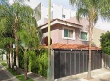 Casa de 3 habitaciones, Zapopan · Venta de Casa en Zapopan Jalisco, Real de Valdepeñas, Rinconada de Camichín