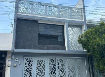 Casa de 3 habitaciones, Apodaca · Casa en Renta en Apodaca