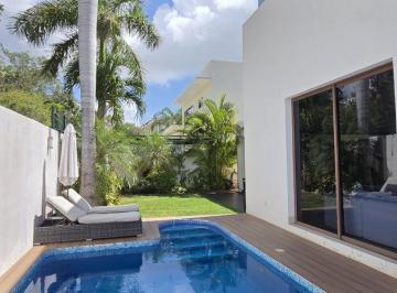 Casa de 3 habitaciones, Benito Juárez · Remate! Casa con 35 Paneles Solares en Residencial Lagos del Sol