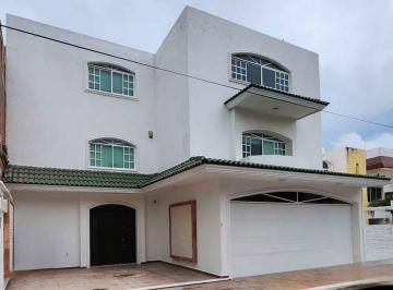 Casa de 6 habitaciones, Boca del Río · Venta de Casa por Debajo de Su Valor Comercial Ubicada Costa de Oro, Boca del Rio