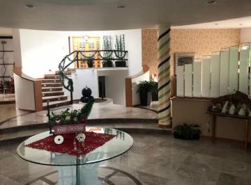 Casa · 1199m² · 4 Recámaras · 8 Estacionamientos · Casa en Venta en Hacienda de Valle Escondido, Atizapán de Zaragoza