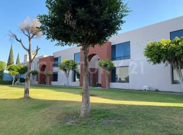 Casa · 122m² · 2 Recámaras · 2 Estacionamientos · Casa en Renta en Camino a Morillotla, Zona Camino Real a Cholula, Puebla