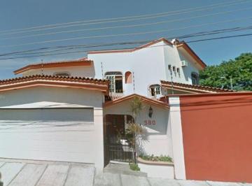 Casa de 4 habitaciones, Tecomán · Venta de Casa Colima Tepeyac Calle Republica