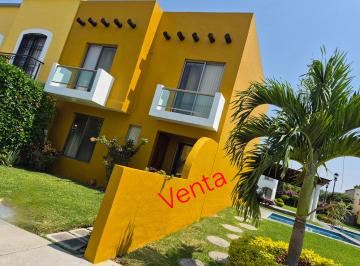 Casa en condominio de 3 habitaciones, Emiliano Zapata · Vendo Casa en Condominio Junto Alberca, Fracc. Paseos de Tezoyuca, Cuernavaca