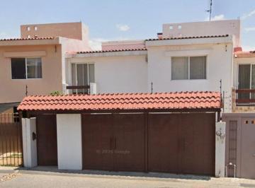 Casa de 3 habitaciones, Querétaro · Casa en Venta en Milenio III, Qro