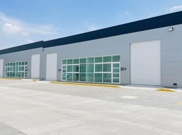 Bodega comercial · 360m² · 4 Estacionamientos · Bodega en Renta 300 m² Zona Norponiente de Querétaro. gps
