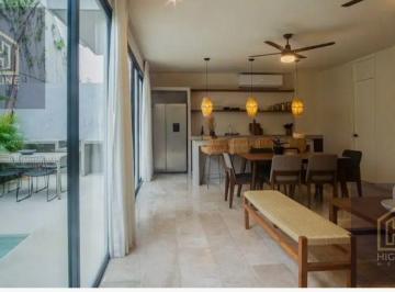 Casa · 225m² · 3 Recámaras · 2 Estacionamientos · Casa en Venta 3 Recamaras 3 Baños Alberca Jacuzzis Area de Yoga Privada y Exlusiva en Tulum