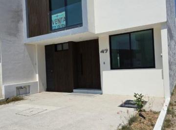 Casa de 3 habitaciones, Tlajomulco de Zúñiga · Casa en Venta en Adamar