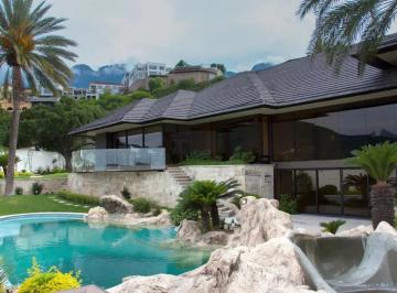1 · Casa en Venta en San Patricio