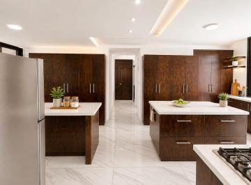 Casa de 5 habitaciones, Naucalpan de Juárez · Casa en Venta en Lomas Hipódromo