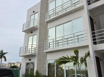 Departamento · 100m² · 3 Recámaras · 2 Estacionamientos · Departamento en Renta Residencial Izamal Zona Sur Cancun