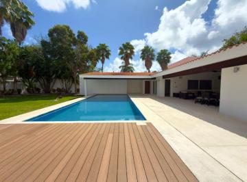 Casa de 5 habitaciones, Benito Juárez · Casa en Renta en Residencial Villa Magna Cancun de 5 Recamaras