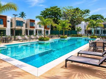 Casa en condominio · 111m² · 3 Recámaras · 2 Estacionamientos · Casa en Venta en Vivento Los Encinos Puerto Vallarta