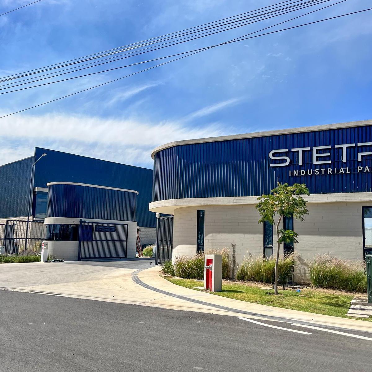 Industrial Land for Sale in Stretu 1