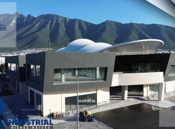 Local comercial · 60m² · 139 Estacionamientos · Local en Renta en Dominio Cumbres García