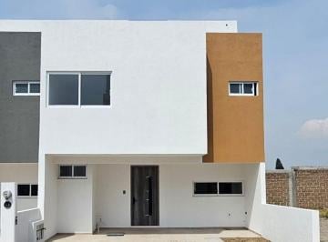 Casa de 3 habitaciones, Cuautlancingo · Venta de Casa en El Fraccionamiento Real de San Francisco, San Francisco Ocotlán, Coronango Puebla.