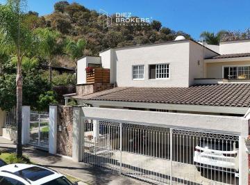 Casa de 4 habitaciones, Zapopan · Casa en Venta - Bugambilias I Sección, Zapopan