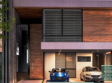 Casa · 405m² · 4 Recámaras · 3 Estacionamientos · Casa en Venta en La Campiña del Bosque León Gto Zona Norte