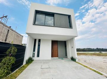 Casa de 3 habitaciones, Zapopan · Casa en Renta, Alva Residencial Coto 5