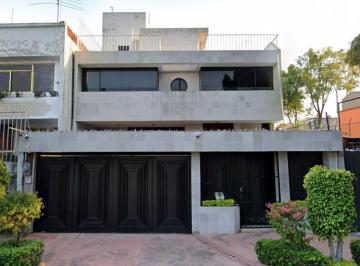 Casa de 3 habitaciones, Coyoacán · Casa en Remate en Col Paseos de Taxqueña, Coyoacan