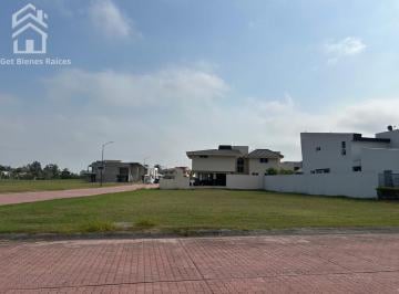 Terreno / Lote · 624m² · Gttv2604 Terreno en Venta en Fraccionamiento Lagunas de Miralta Al 89600