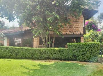 Casa en condominio de 3 habitaciones, Valle de Bravo · Renta de Casa en Avandaro Centro