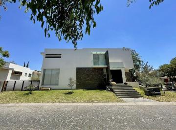 Casa en condominio · 4 Recámaras · 4 Estacionamientos · Casa en Condominio en Valle Real