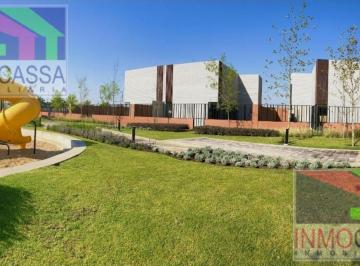 Terreno / Lote · 238m² · Casa en Venta en Santa Fé
