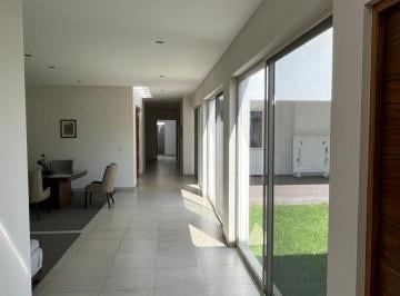 Casa · 3 Recámaras · 3 Estacionamientos · Casa - Jardines del Campestre