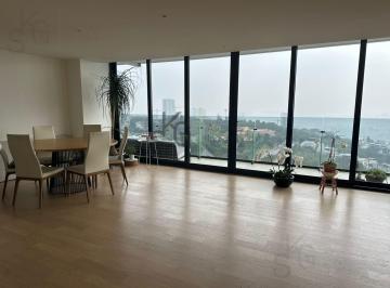 Departamento · 203m² · 3 Recámaras · 3 Estacionamientos · Departamento con Terraza en Renta en Residencial Avivia, Bosque Real
